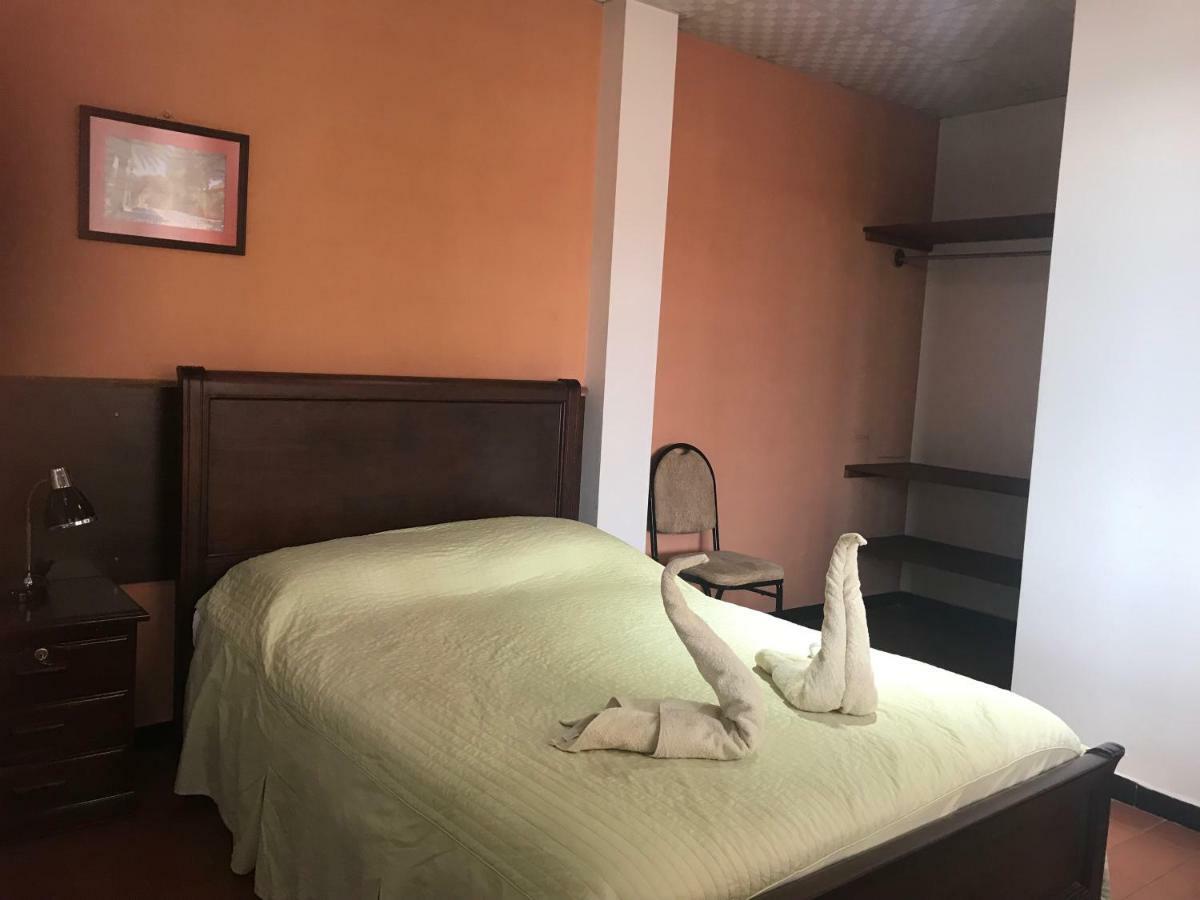 Cittadella Hostal Sucre Exterior photo
